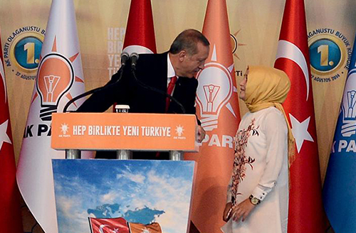 Erdoğan'a sahnede büyük sürpriz